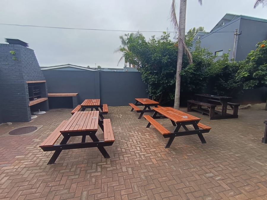 To Let Commercial Property for Rent in Lorraine Eastern Cape